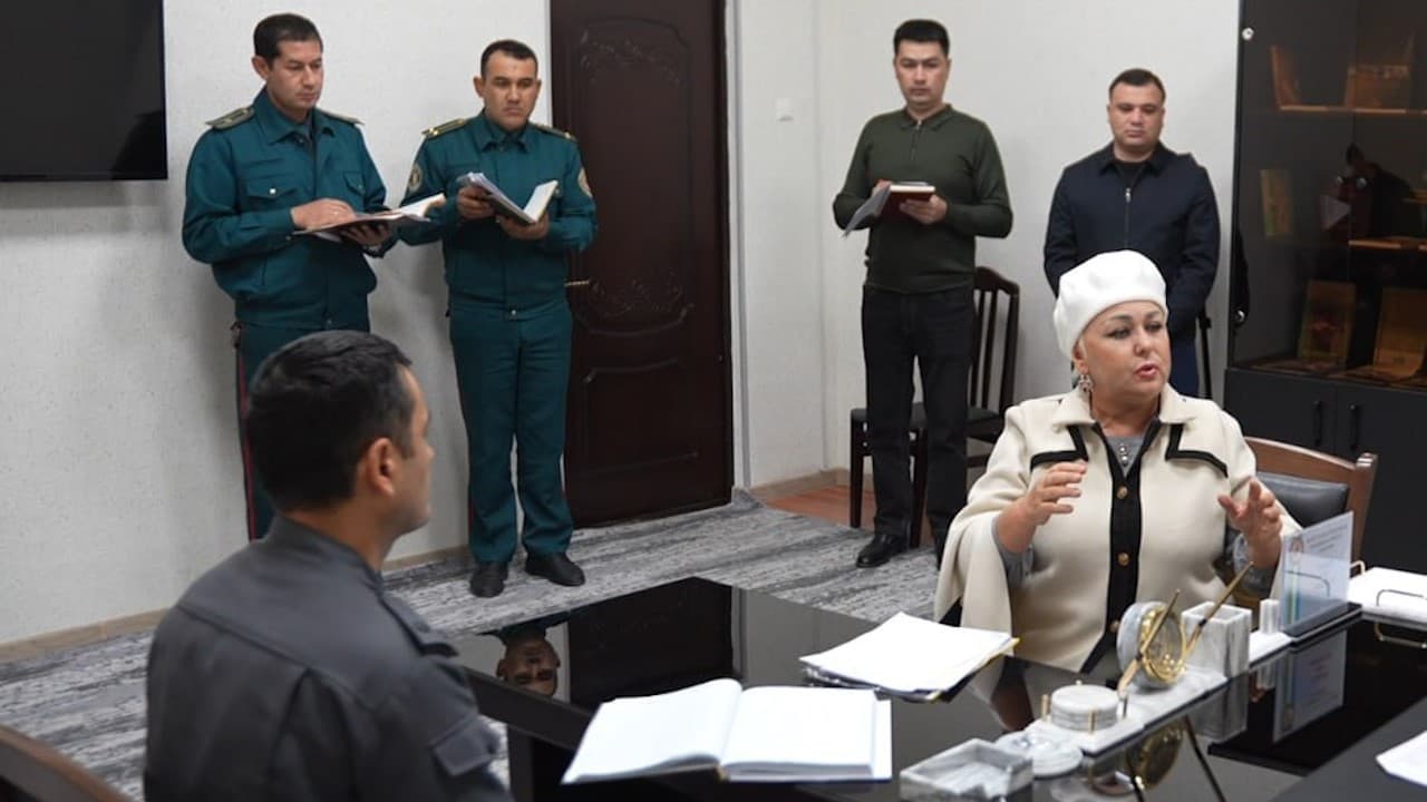 Navoiy viloyati IIB boshligʻining navbatdagi shaxsiy qabulida fuqarolarning yechim talab muammolari tinglandi