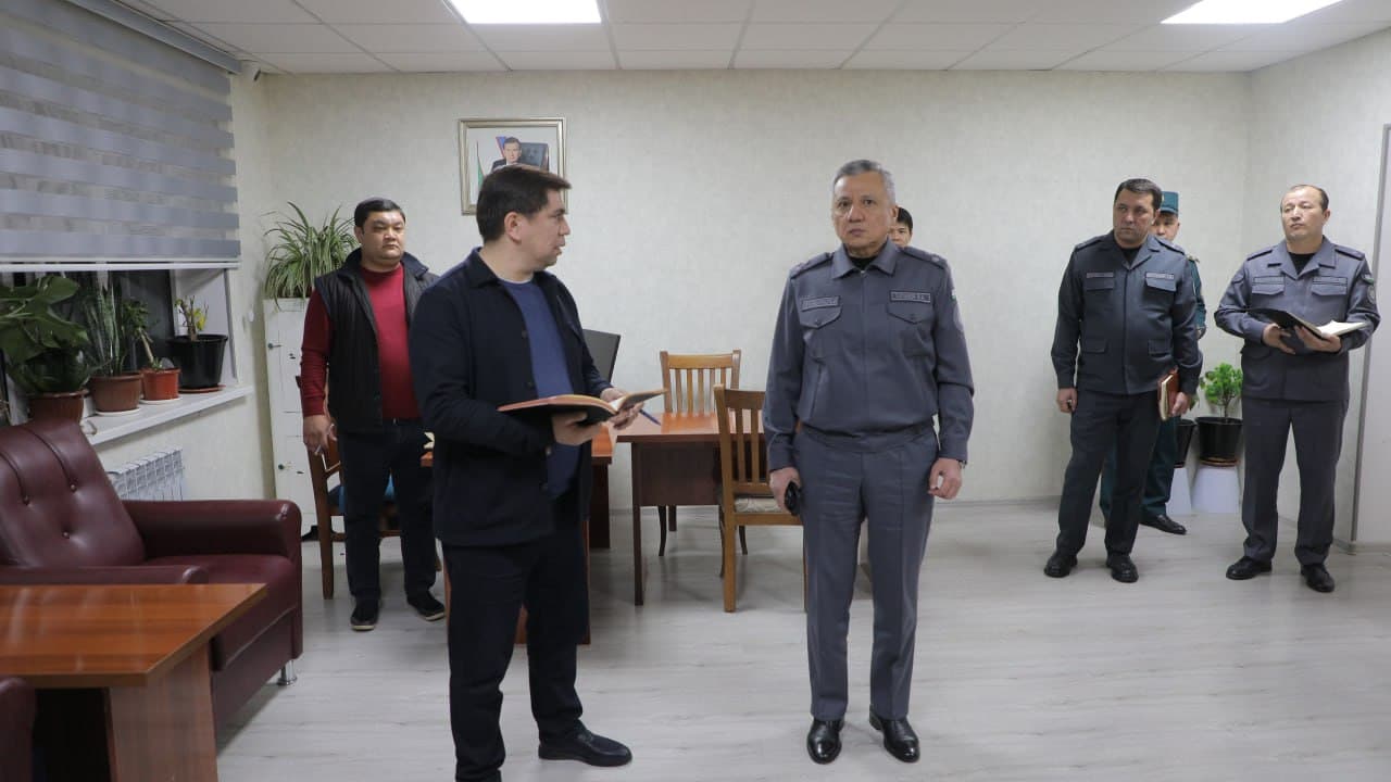 IIV Akademiyasi boshligʻi Shayxontohur tumani IIO FMBda tashkil etilayotgan amaliyot jarayonlari bilan tanishdi