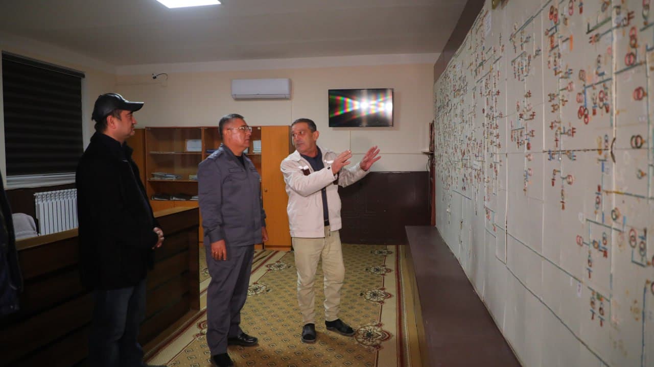 Бухоро вилояти ИИБ раҳбарияти томонидан Шофирконда ижтимоий соҳа объектлари ва ички ишлар органлари фаолияти бўйича кенг қамровли ўрганиш ишлари ўтказилди