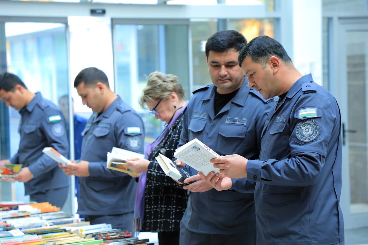 В МВД прошла книжная ярмарка, направленная на развитие чтения
