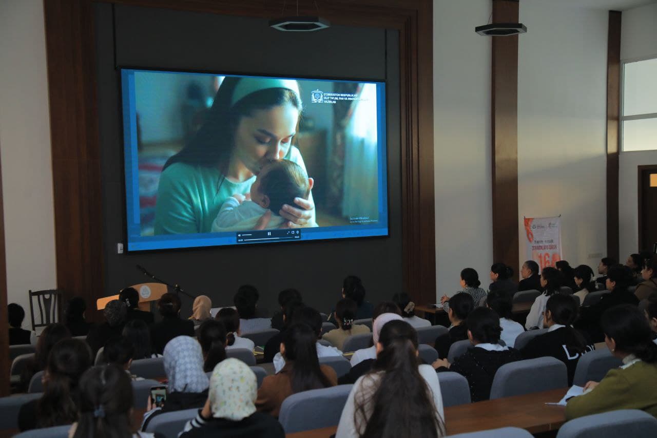 В Намангане прошёл круглый стол в рамках 16-дневной акции, направленной на противодействие насилию в отношении женщин и девушек