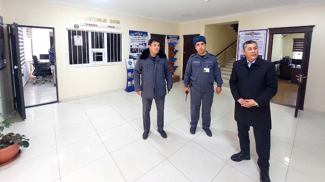 Oʻzbekiston Respublikasi Kriminologiya tadqiqot instituti rahbariyati Surxondaryo viloyatida kriminogen vaziyatni oʻrganish va jinoyatchilikka qarshi kurashish boʻyicha ilmiy-amaliy ishlar olib bormoqda