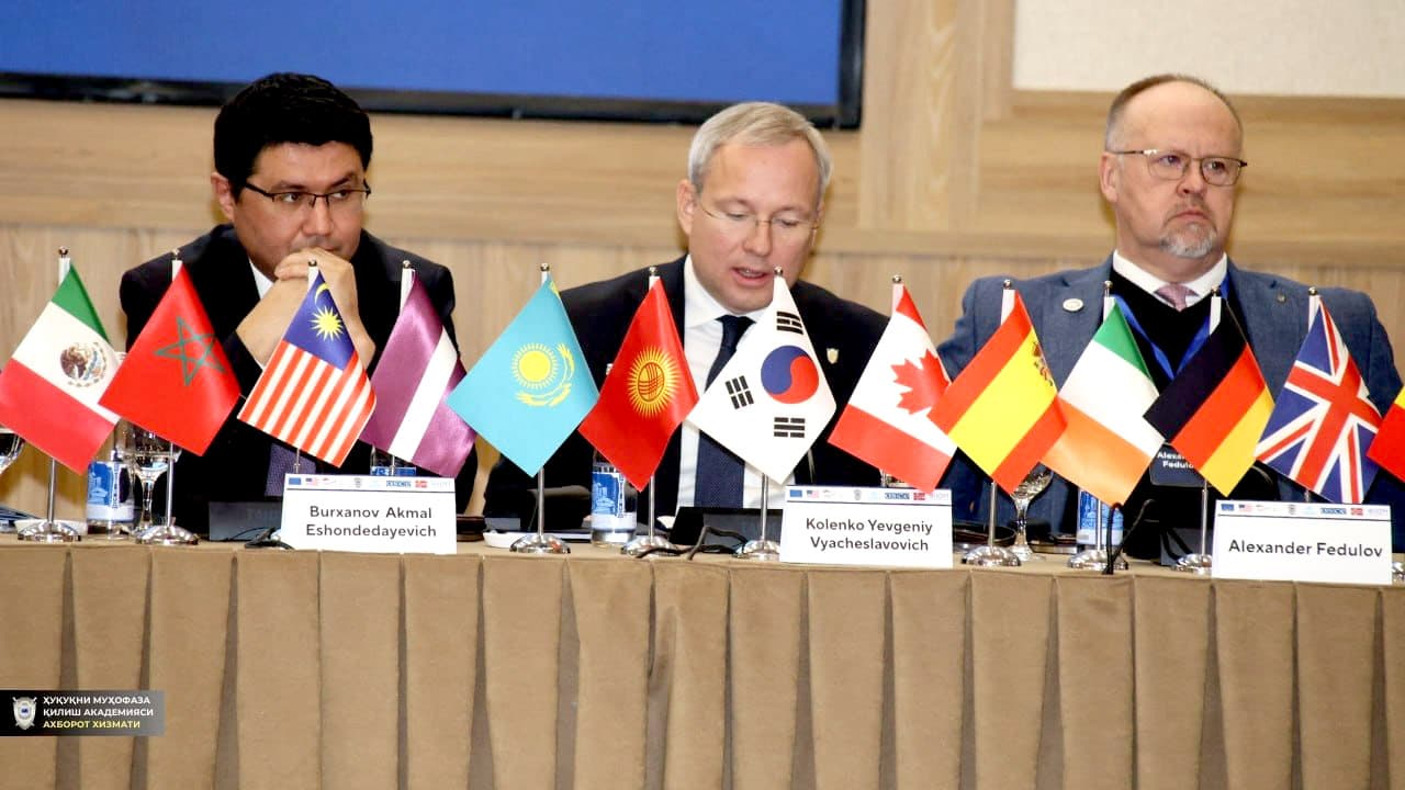 Современные вызовы и верховенство закона: в Академии проходит диалог глобальных экспертов