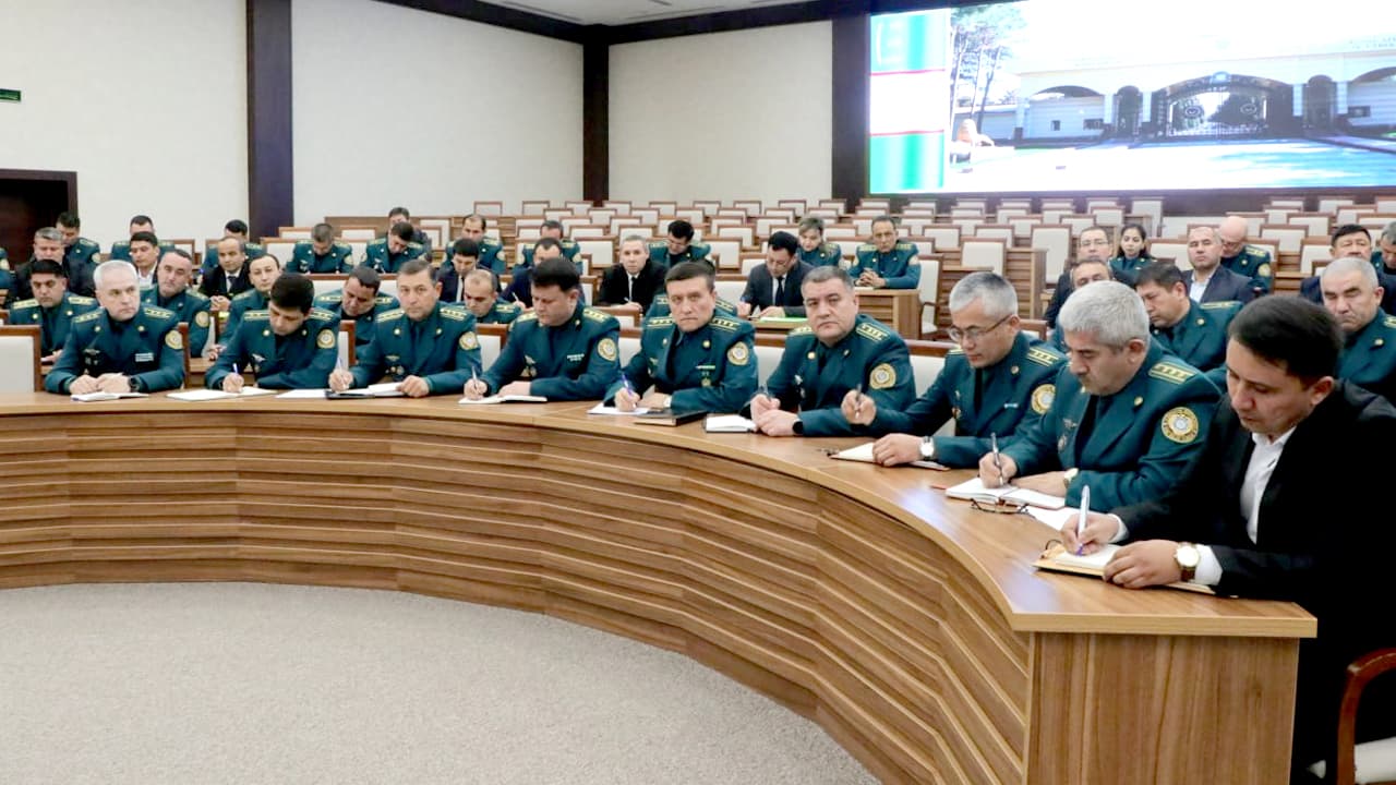 В Академии МВД состоялось совещание по вопросам подготовки кадров для органов внутренних дел, имеющимся проблемам и задачам на перспективу