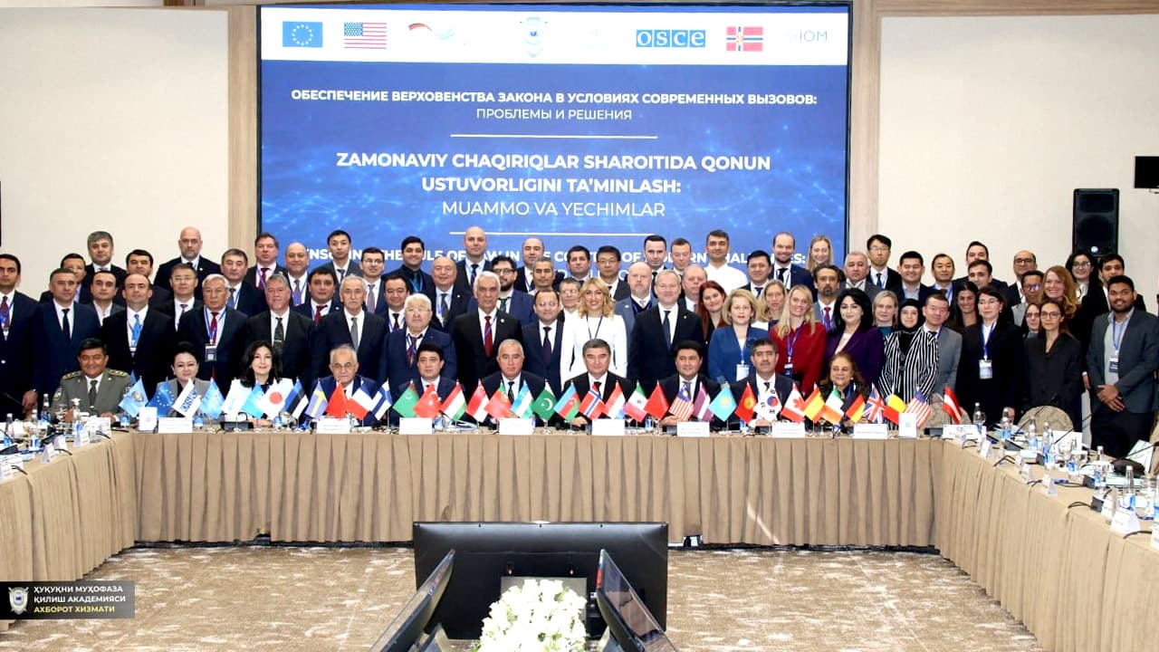 Современные вызовы и верховенство закона: в Академии проходит диалог глобальных экспертов