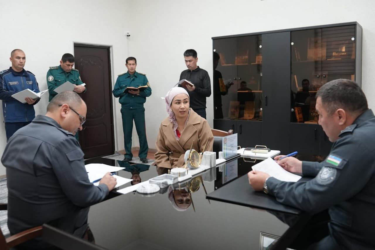 Руководством УВД Навоийской области проведен очередной личный прием по решению обращений граждан