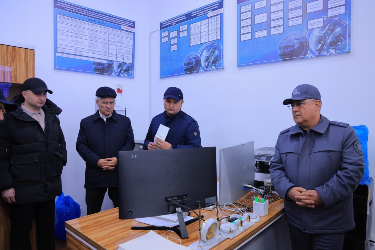 Бухоро вилояти ИИБ раҳбарияти томонидан Бухоро шаҳрида тунги фаолият, куз-қиш мавсумига тайёргарлик жараёнлари ўрганилди