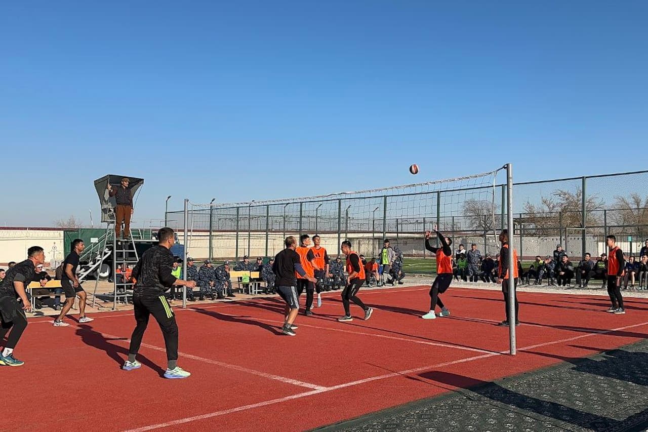 В воинской части №7551 Командования Караульных войск МВД организованы соревнования по волейболу