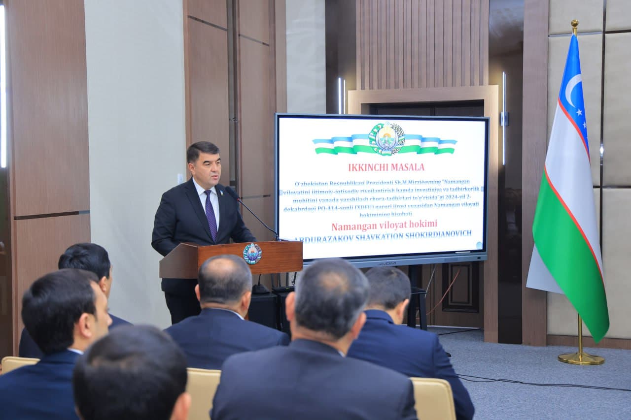 Халқ депутатлари Наманган вилояти Кенгашининг ўн олтинчи сессияси бўлиб ўтди