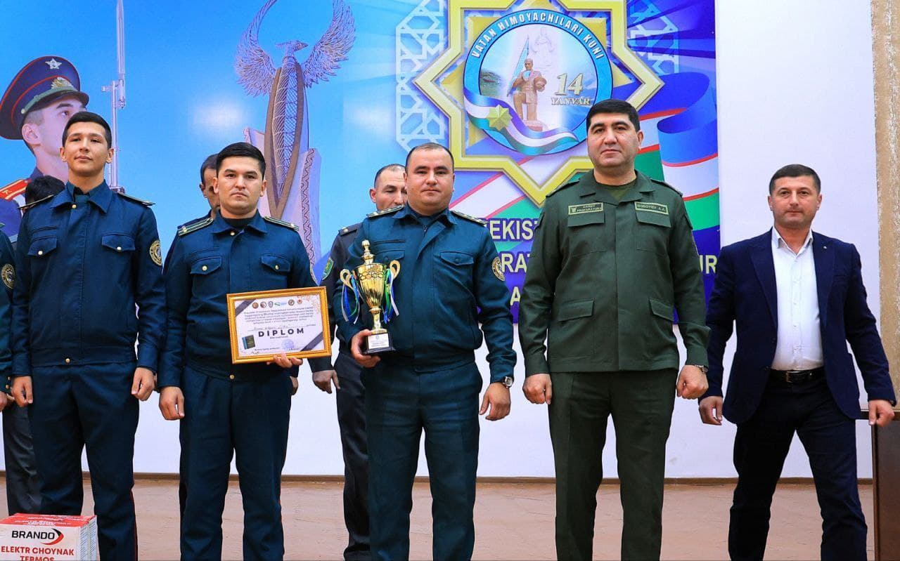 Konstitutsiya kuni munosabati bilan kuch tuzilmalari oʻrtasida oʻtkazilgan “Zakovat” intellektual oʻyinlarida Buxoro viloyati IIB jamoasi mutlaq gʻoliblikni qoʻlga kiritdi