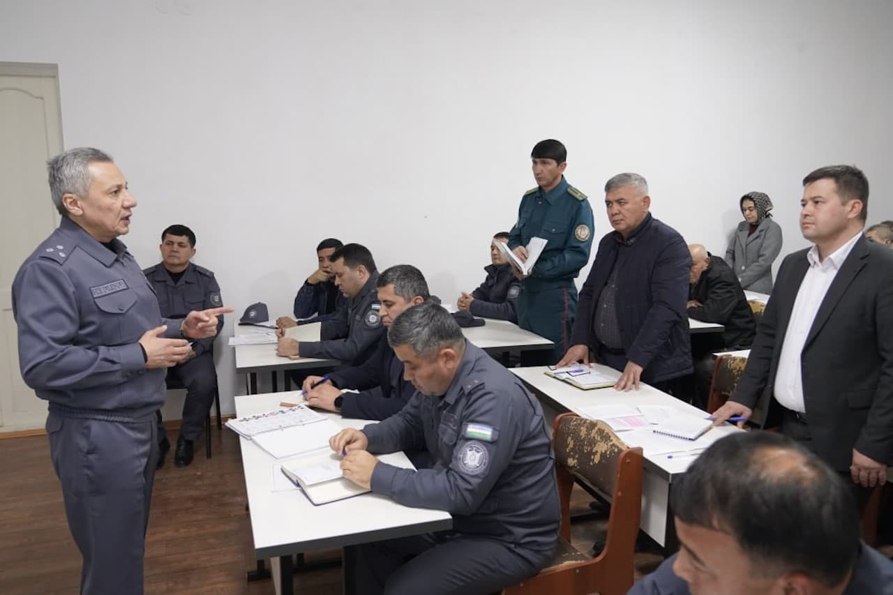 IIV Akademiyasi masʼullari tomonidan Navoiy viloyatining kriminogen vaziyati ogʻir mahallalari manzilli oʻrganildi