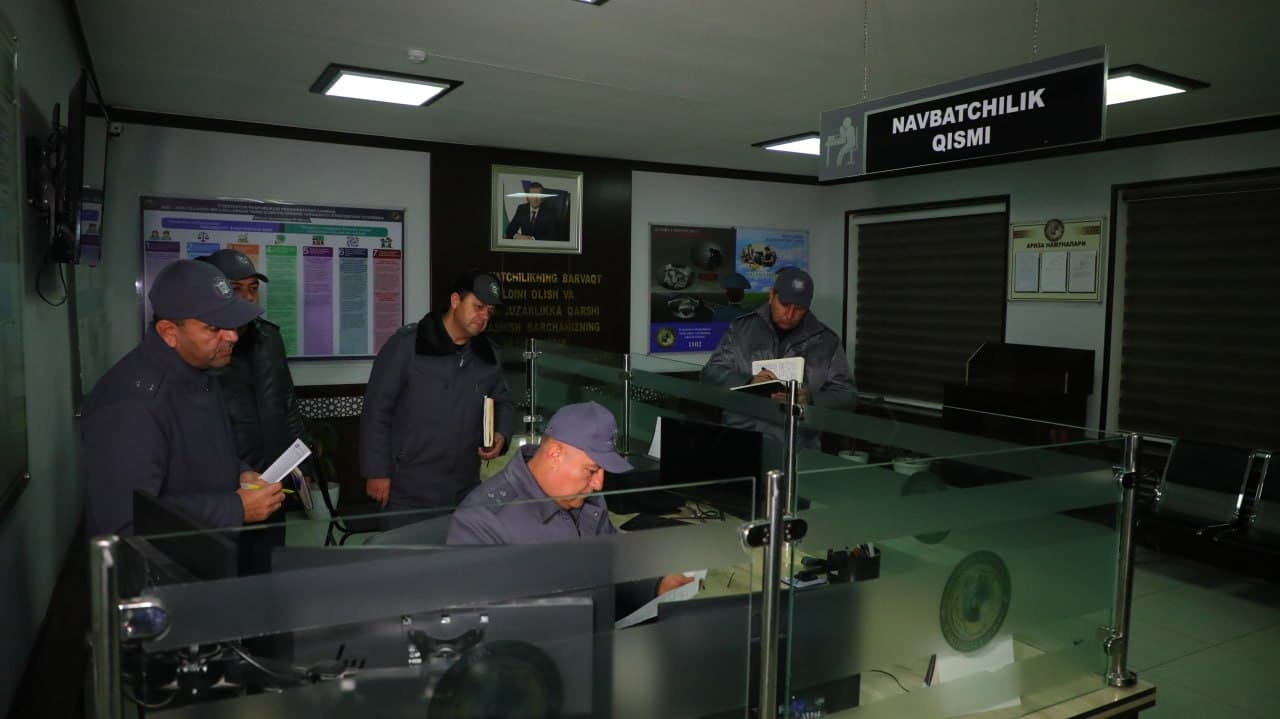 Buxoro viloyati IIB boshligʻi, polkovnik Ikromjon Tursunov tomonidan Buxoro shahrida tungi jamoat tartibini taʼminlash holati oʻrganildi