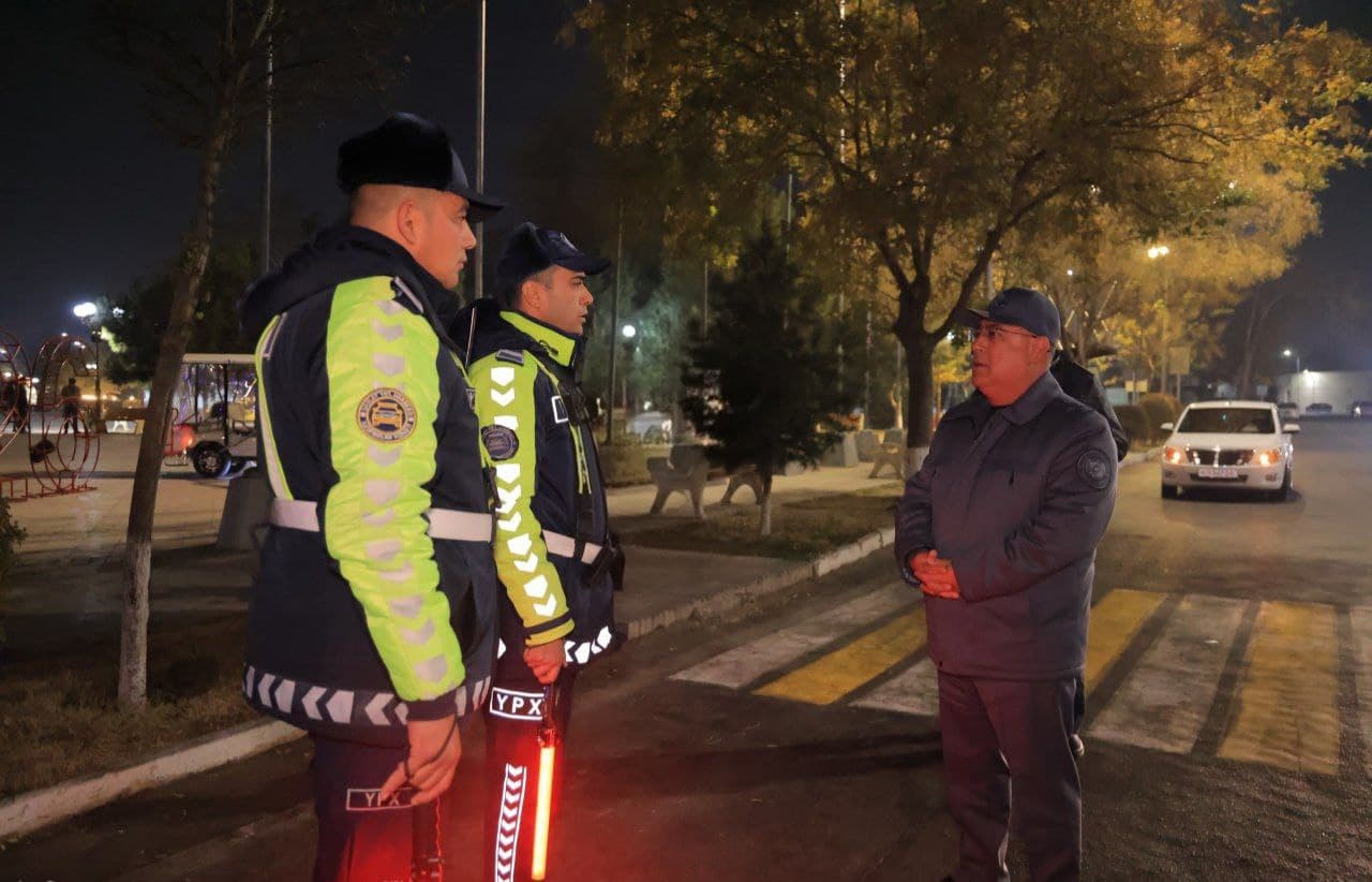 Buxoro viloyati IIB boshligʻi, polkovnik Ikromjon Tursunov tomonidan Buxoro shahrida tungi jamoat tartibini taʼminlash holati oʻrganildi