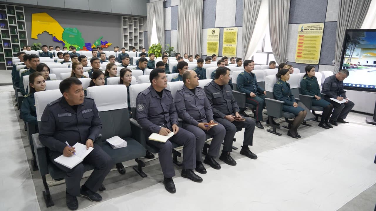 Представители Академии МВД ознакомились с проводимой работой в махаллях Навоийской области со сложной криминогенной обстановкой