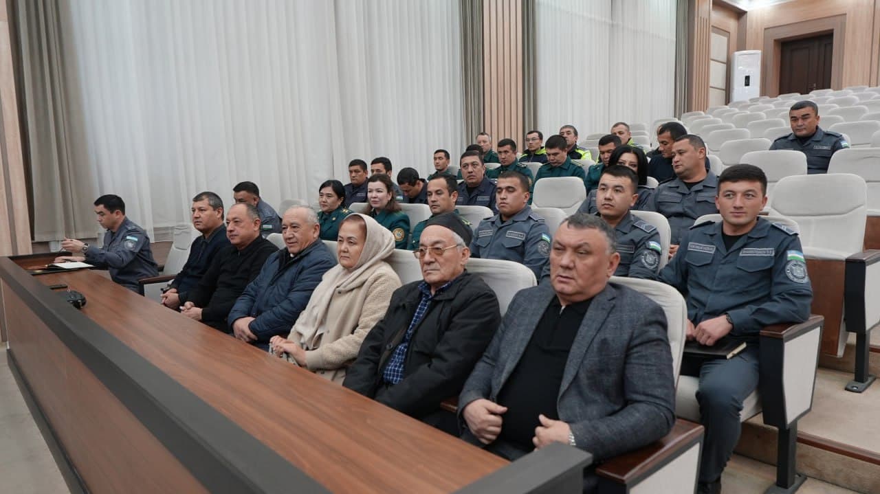 Связь между вчерашним днем и настоящим: ветераны МВД в Андижане