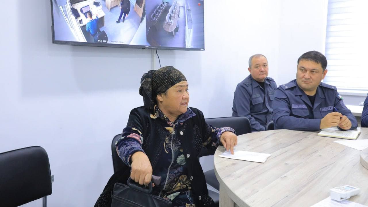 Жиззах вилояти ИИБ раҳбариятининг фуқаролар билан юзма-юз мулоқоти ўтказилди