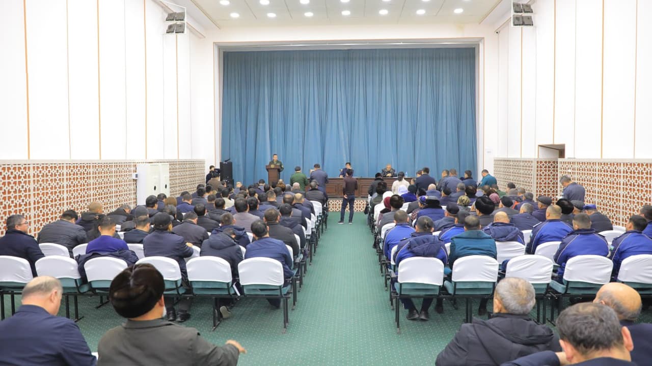 Управлением внутренних дел Джизакской области и областной прокуратурой обсуждены вопросы борьбы с преступностью в Дустликском районе