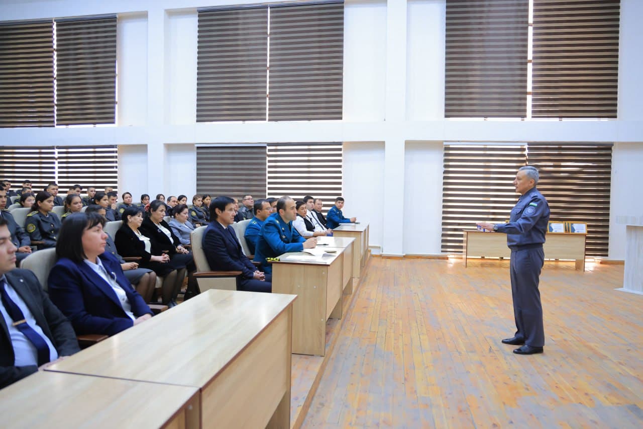 Представители руководства Академии МВД посетили махалли Бухарской области со сложной криминогенной обстановкой