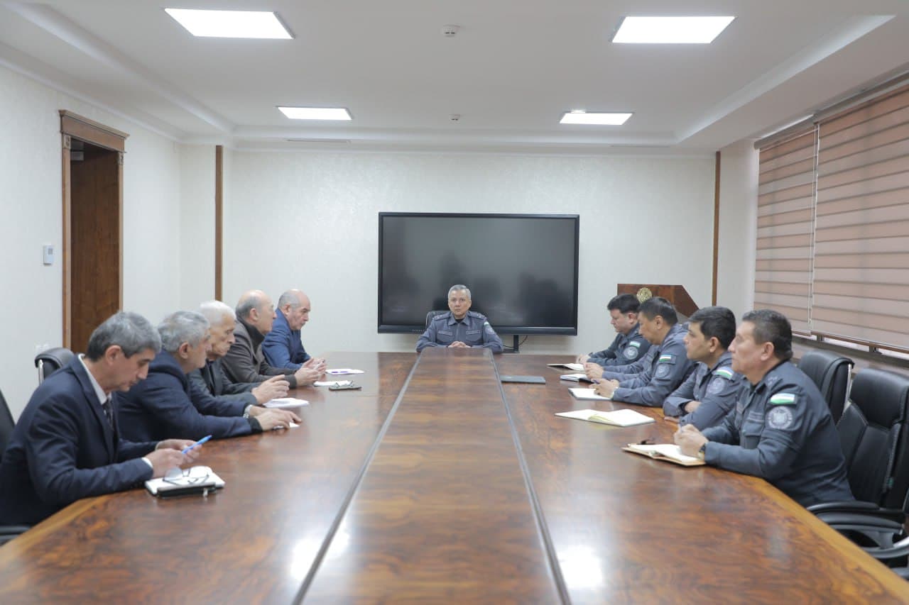 IIV akademiyasida ichki ishlar organlarining xalqchilligi va nufuzini oshirishga bagʻishlangan ochiq muloqot boʻlib oʻtdi