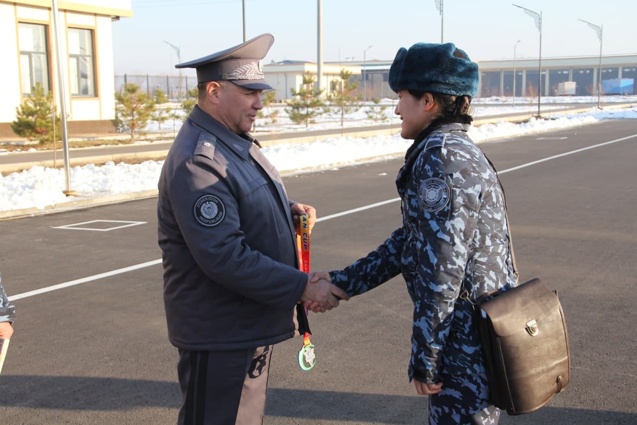Ichki ishlar vazirligi rahbariyati IIV Qorovul qoʻshinlari qoʻmondonligiga qarashli 7534-sonli harbiy qismga tashrif buyurdi