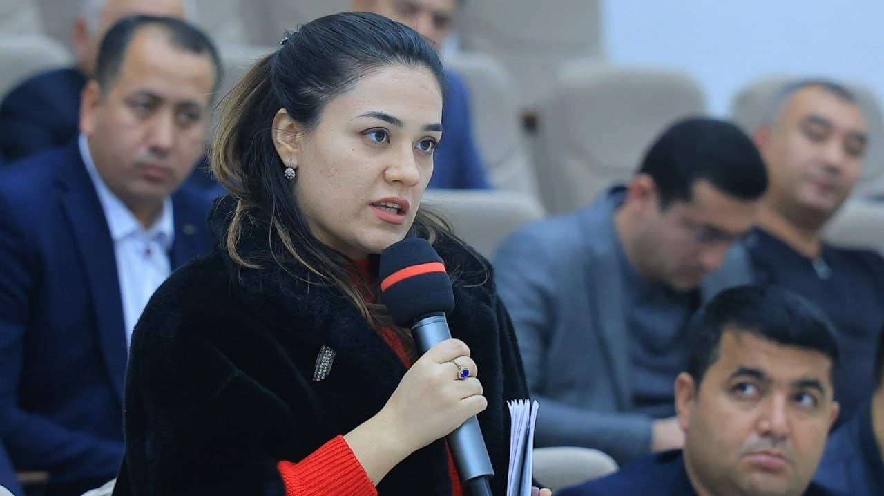 Бухорода йил якунларига бағишланган кенг қамровли матбуот анжумани бўлиб ўтди