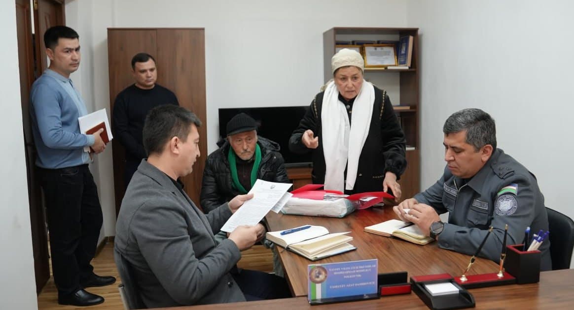 Навоий шаҳрида оммавий сайёр қабул ташкил этилди