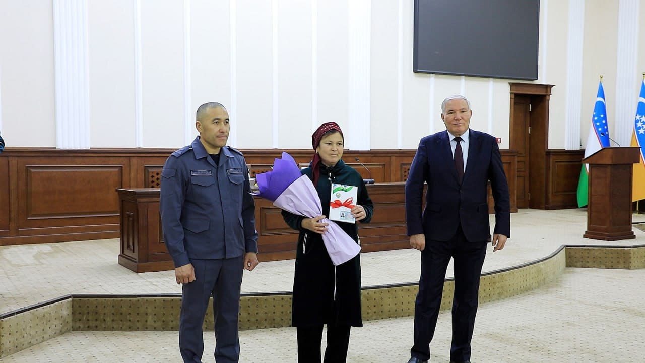 Qoraqalpogʻiston Respublikasida yashovchi bir guruh shaxslarga Oʻzbekiston Respublikasi fuqaroligi berildi