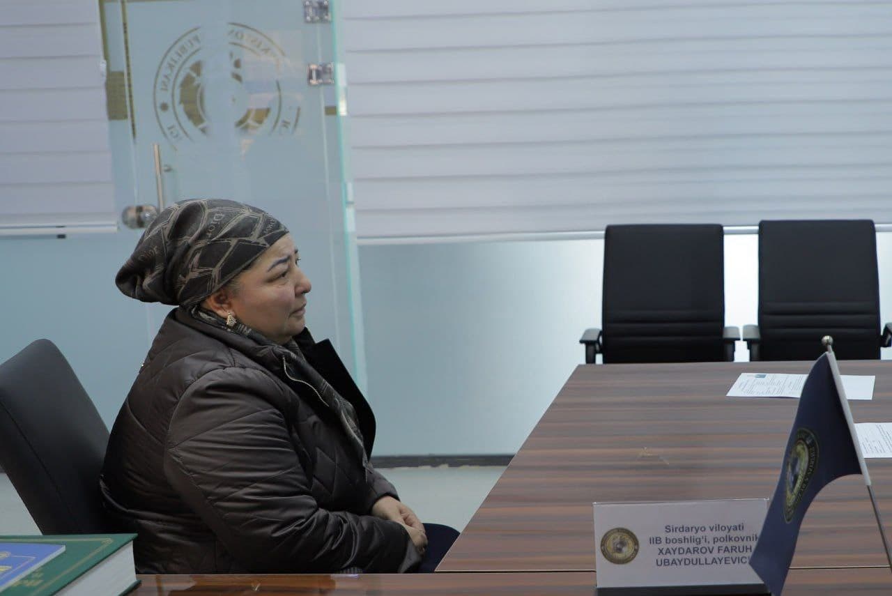 Сирдарё вилояти Ички ишлар бошқармаси бошлиғи полковник Фаррух Хайдаровнинг аҳоли мурожаатларига бағишланган навбатдаги шахсий қабули бўлиб ўтди