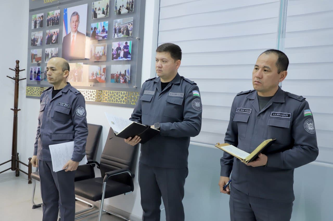 Сирдарё вилояти Ички ишлар бошқармаси бошлиғи полковник Фаррух Хайдаровнинг аҳоли мурожаатларига бағишланган навбатдаги шахсий қабули бўлиб ўтди