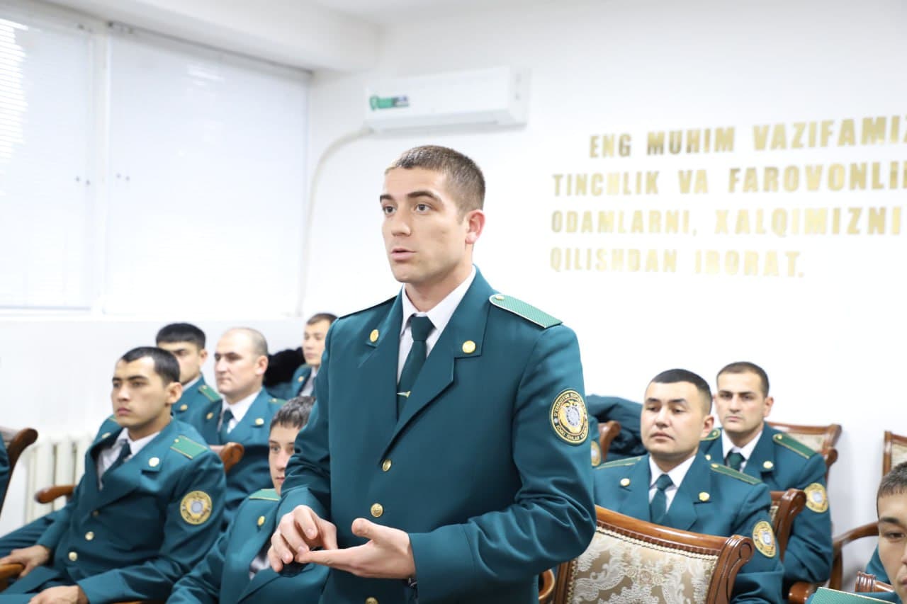 Ichki ishlar vazirligi Malaka oshirish institutida “Jamoat xavfsizligini taʼminlashning dolzarb masalalari” mavzusida davra suhbati oʻtkazildi