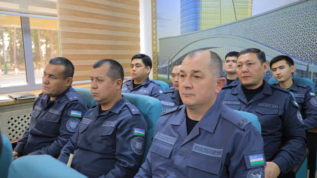 IIV Tashkiliy departamenti rahbariyati akademiya magistraturasi tinglovchilari bilan muloqot qildi