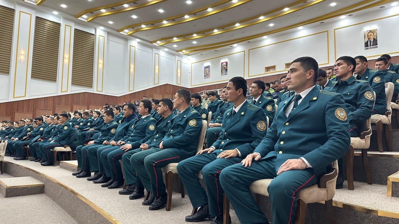 “14-yanvar Vatan himoyachilari kuni” munosabati bilan Surxondaryo viloyati ichki ishlar organlari yosh xodimlari oʻrtasida “Brain ring” intellektual oʻyini oʻtkazildi