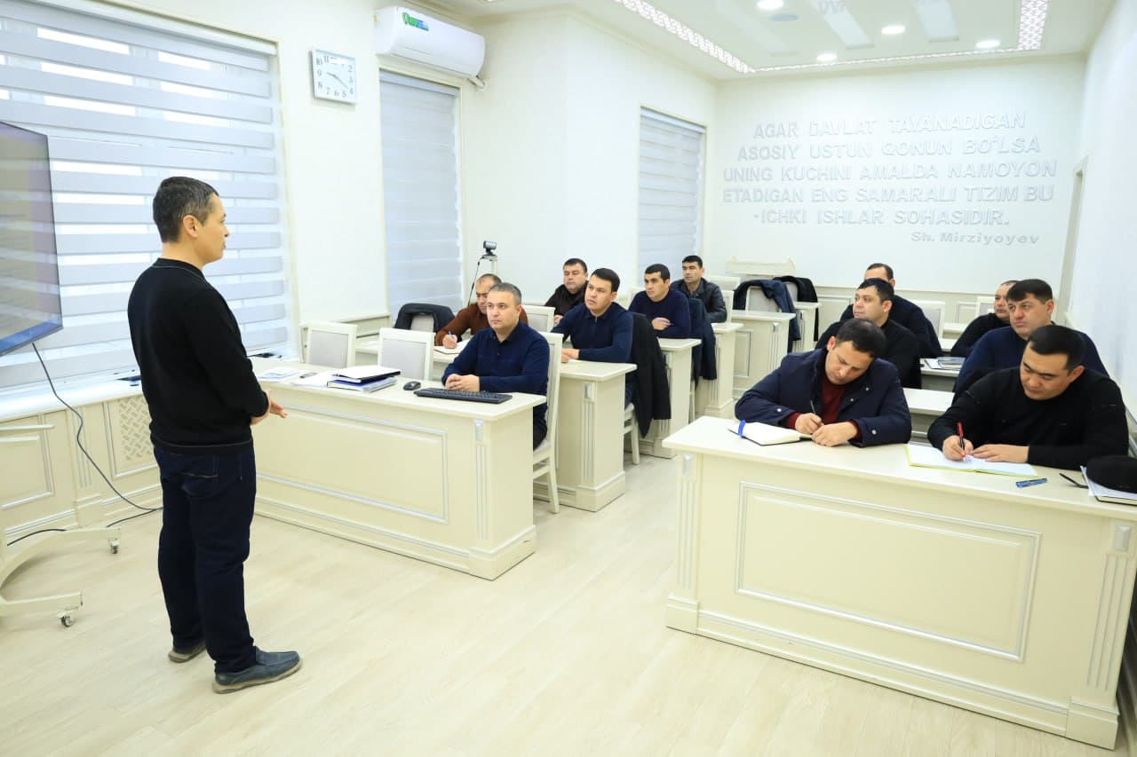 Buxoro viloyati Ichki ishlar boshqarmasida xizmat samaradorligini oshirishga qaratilgan kompleks oʻquv mashgʻulotlari boʻlib oʻtdi