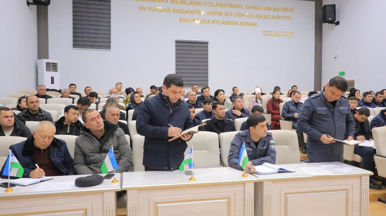 Jizzax viloyati Sharof Rashidov tumanida jinoyatchilik tahliliga bagʻishlangan muhokama yigʻilishi oʻtkazildi