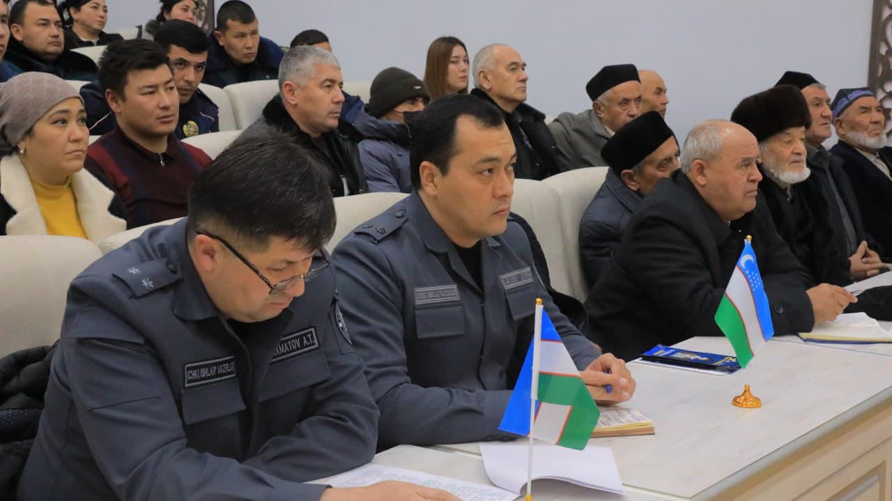 Jizzax viloyati Sharof Rashidov tumanida jinoyatchilik tahliliga bagʻishlangan muhokama yigʻilishi oʻtkazildi