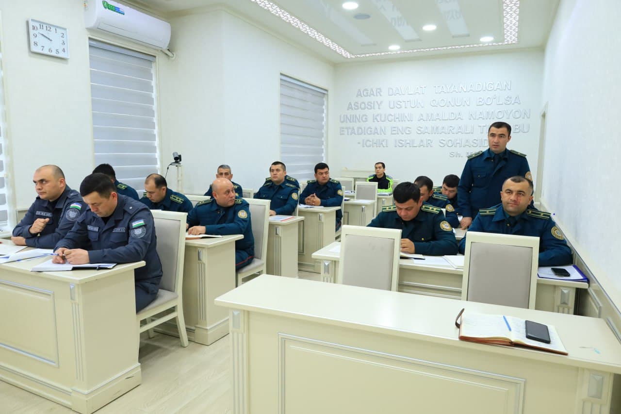 Buxoro viloyati Ichki ishlar boshqarmasida xizmat faoliyatini takomillashtirish va boshqaruv samaradorligini oshirishga qaratilgan oʻquv mashgʻulotlari oʻtkazildi