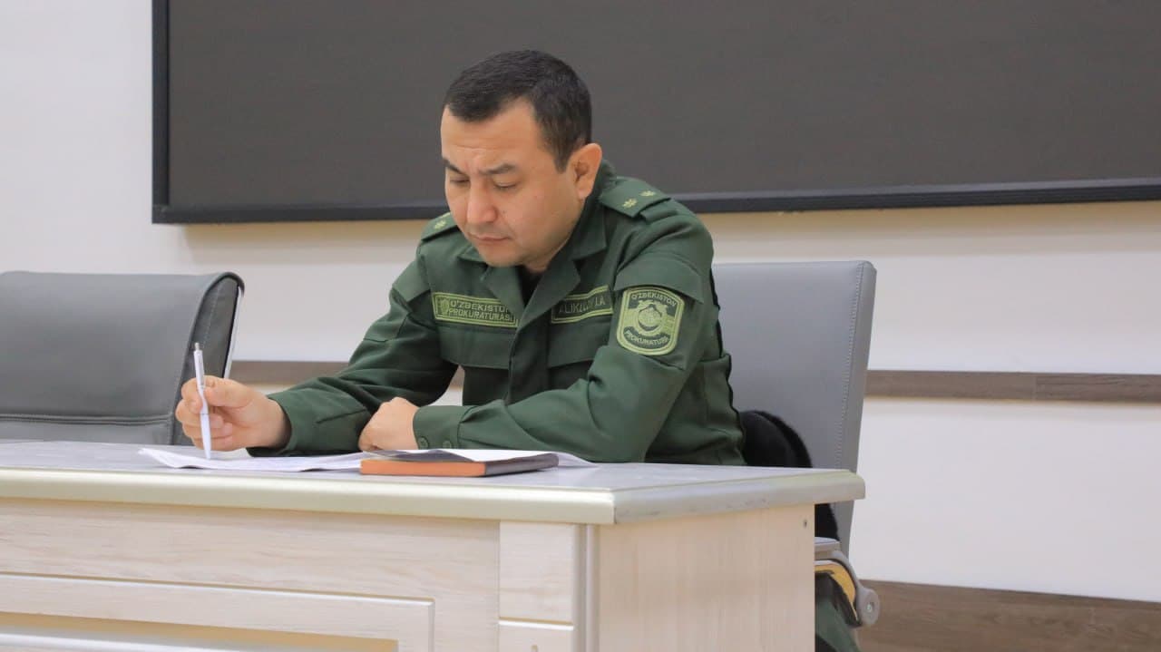 Jizzax viloyati Sharof Rashidov tumanida jinoyatchilik tahliliga bagʻishlangan muhokama yigʻilishi oʻtkazildi