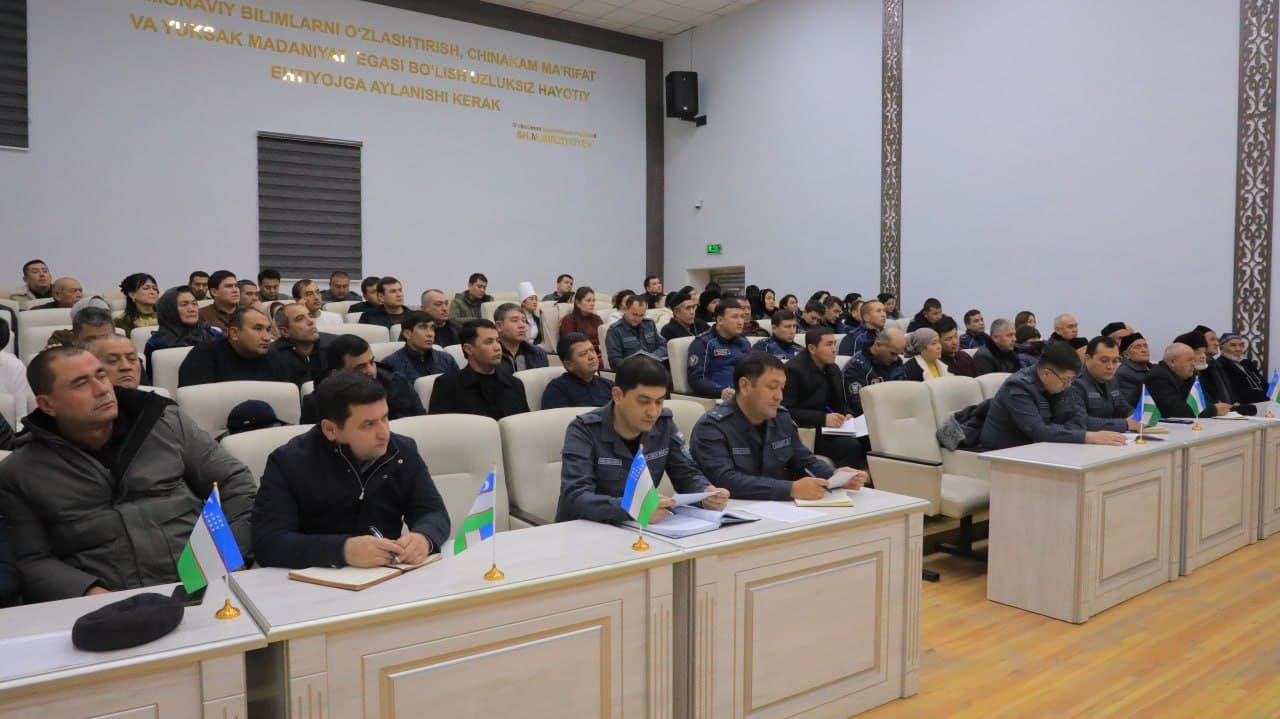 Jizzax viloyati Sharof Rashidov tumanida jinoyatchilik tahliliga bagʻishlangan muhokama yigʻilishi oʻtkazildi