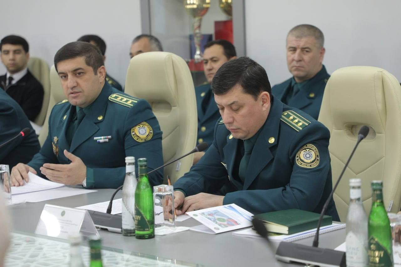 IIV JXD Yoʻl harakati xavfsizligi xizmatida “Yoʻl harakati xavfsizligini taʼminlash tizimining bugungi holati: muammolar, sabablar, ilmiy-amaliy hamkorlik va samarali yechimlar” mavzusidagi ilmiy-amaliy anjuman tashkil etildi