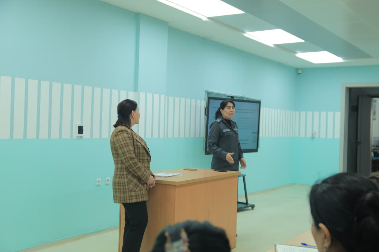 Бухоро вилояти ИИБда инспектор-психологлар ва профилактика инспекторлари иштирокида ўқув йиғини ўтказилди