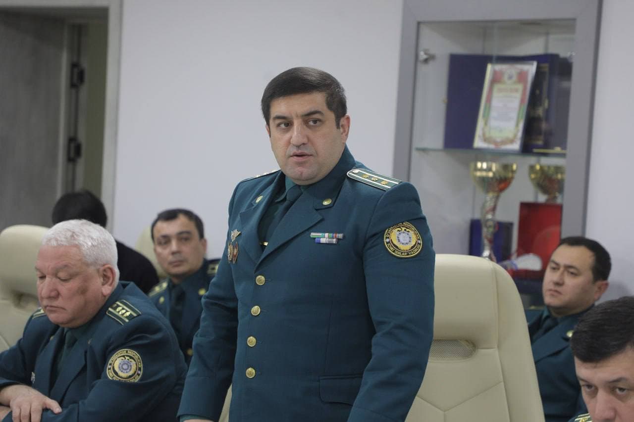 IIV JXD Yoʻl harakati xavfsizligi xizmatida “Yoʻl harakati xavfsizligini taʼminlash tizimining bugungi holati: muammolar, sabablar, ilmiy-amaliy hamkorlik va samarali yechimlar” mavzusidagi ilmiy-amaliy anjuman tashkil etildi