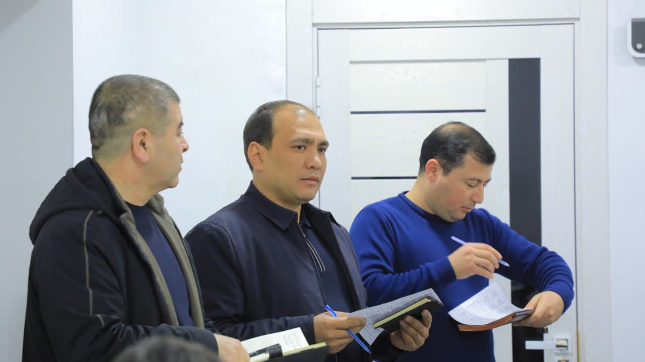 Жиззах вилояти ИИБ раҳбарияти жисмоний ва юридик шахсларнинг вакиллари билан мулоқот ўтказди