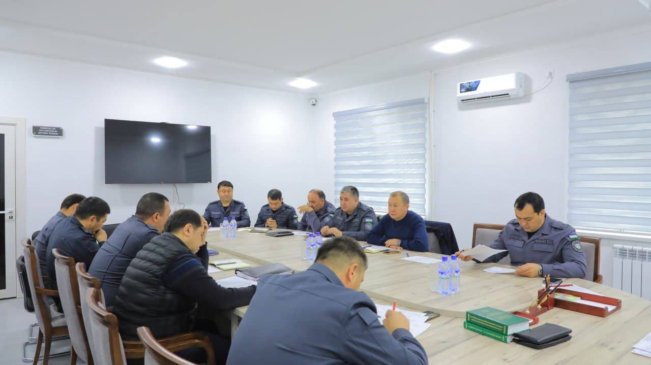 Жиззах вилояти ИИБ раҳбарияти жисмоний ва юридик шахсларнинг вакиллари билан мулоқот ўтказди