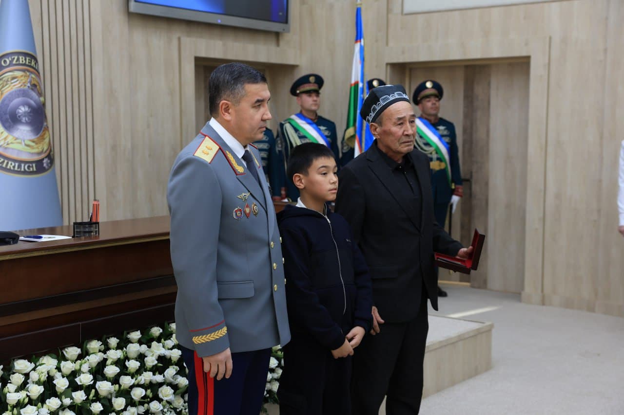 Ўзбекистон Қуролли Кучлари ташкил этилганлигининг 34 йиллиги ҳамда “14 январь — Ватан ҳимоячилари куни” муносабати билан Ички ишлар вазирлигида тантанали байрам тадбири бўлиб ўтди