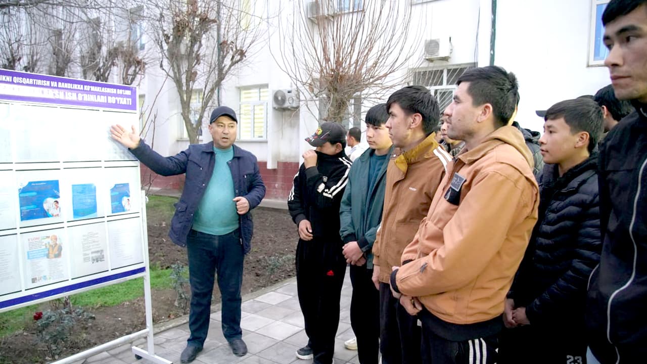Surxondaryo viloyati IIB rahbariyati tomonidan Jarqoʻrgʻon tumanida uyushmagan yoshlar bilan uchrashuv tashkil etildi