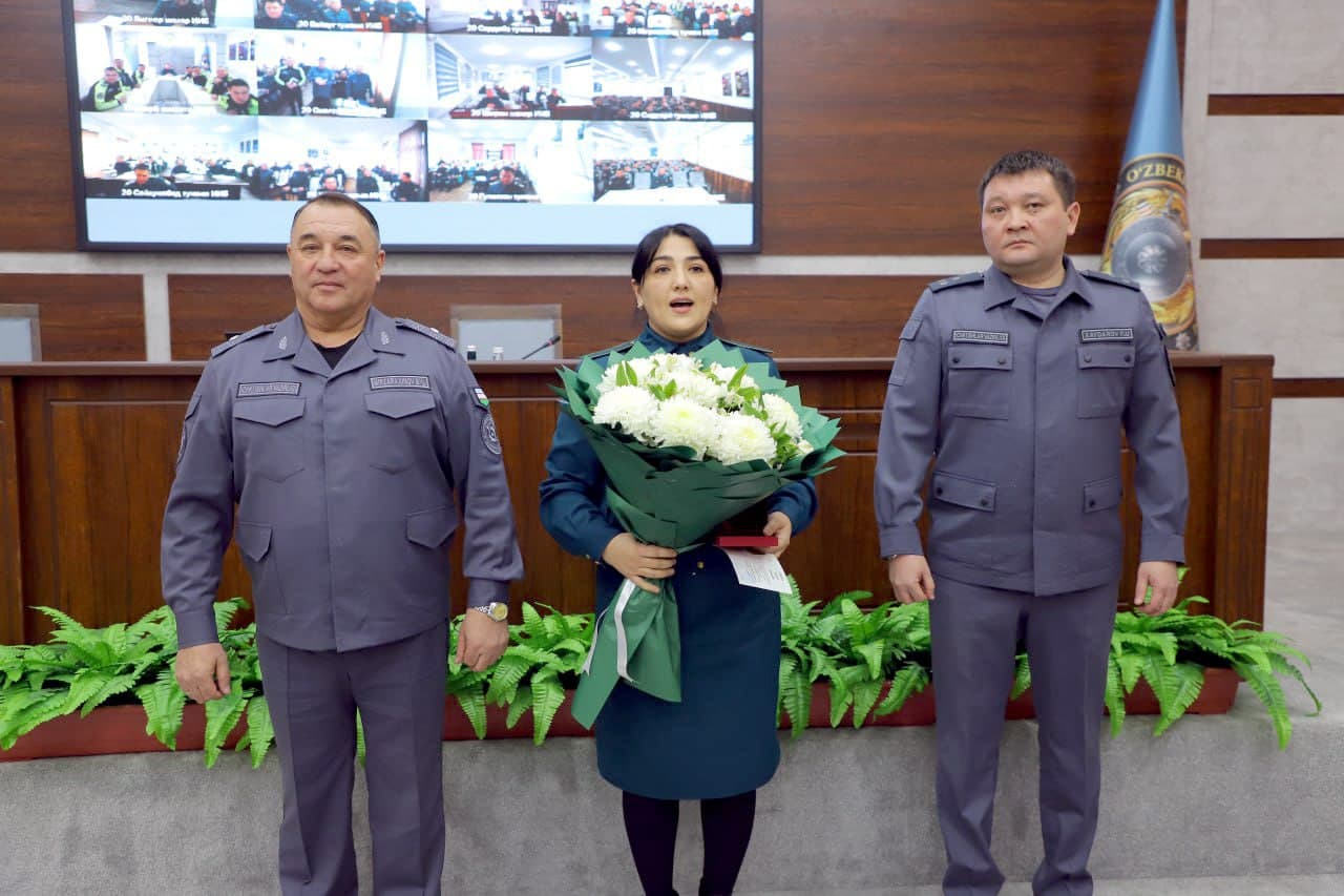 Ichki ishlar vazirligi rahbariyati tomonidan Sirdaryo viloyati hududida 2025-yil yakuni boʻyicha jinoyatchilikka qarshi kurashish, uning oldini olish, jamoat tartibi va fuqarolar xavfsizligini taʼminlash borasida yigʻilishi boʻlib oʻtdi