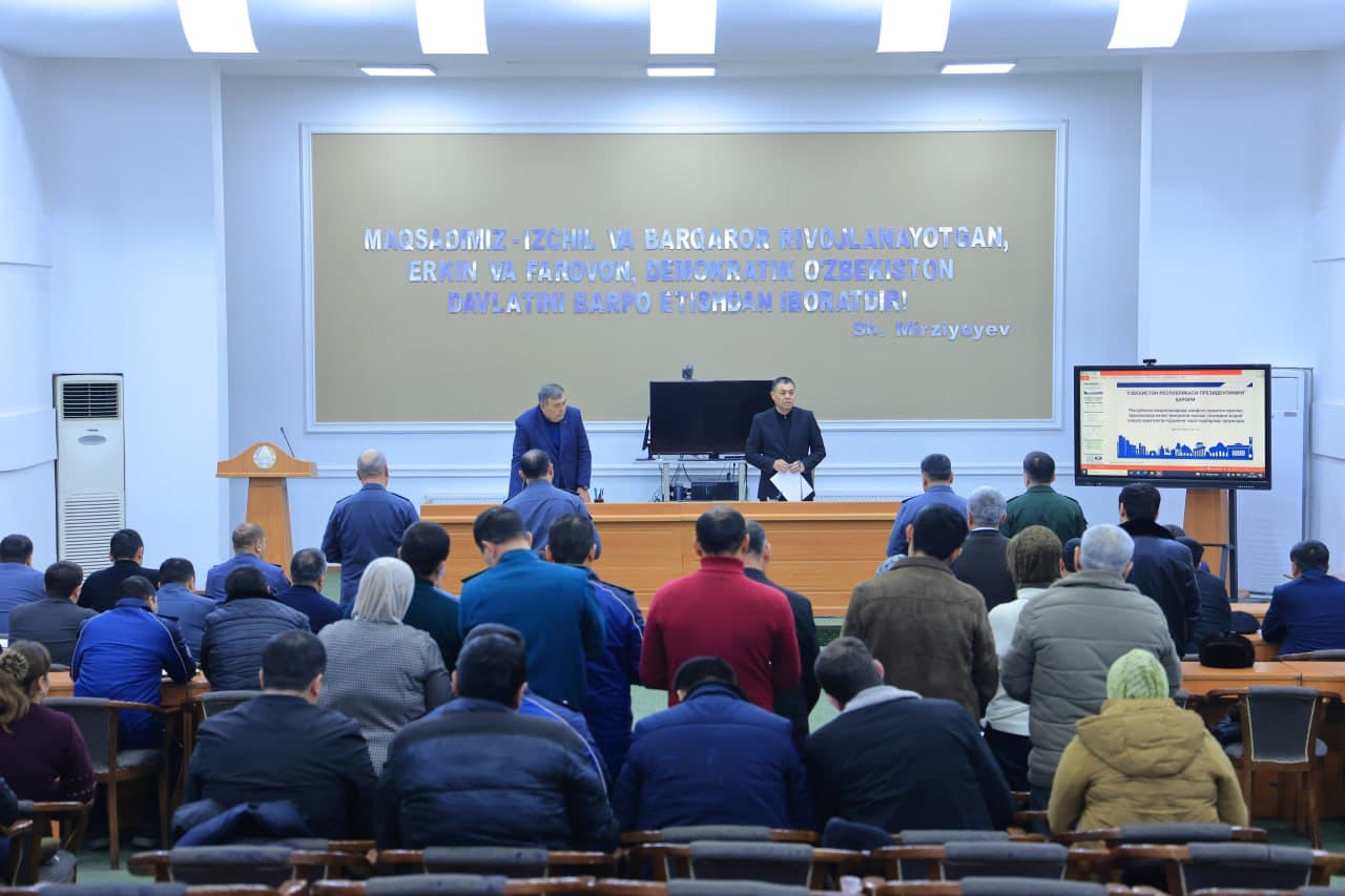 Namangan viloyati hududlarida sodir etilgan jinoyatlar keng jamoatchilik vakillari ishtirokida muhokama qilinib, PQ-1 va PQ-2-son Qarorlari yuzasidan ustuvor vazifalar belgilab olindi