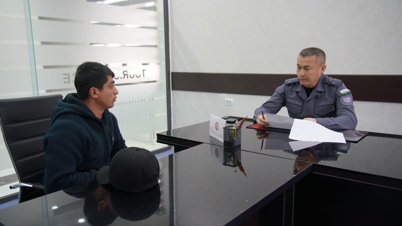 Surxondaryoda viloyat Ichki ishlar boshqarmasi hamda barcha shahar-tuman ichki ishlar organlari rahbarlarining aholi murojaatlarini oʻrganish maqsadida shaxsiy qabullari boʻlib oʻtdi