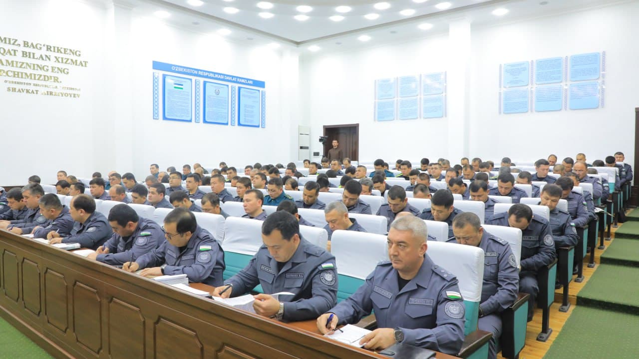 Ички ишлар вазирлиги раҳбарияти томонидан Жиззах вилояти ҳудудида 2025 йил якунлари ва 2026 йил учун устувор вазифалар белгиланди