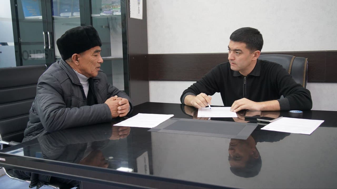 Surxondaryoda viloyat Ichki ishlar boshqarmasi hamda barcha shahar-tuman ichki ishlar organlari rahbarlarining aholi murojaatlarini oʻrganish maqsadida shaxsiy qabullari boʻlib oʻtdi